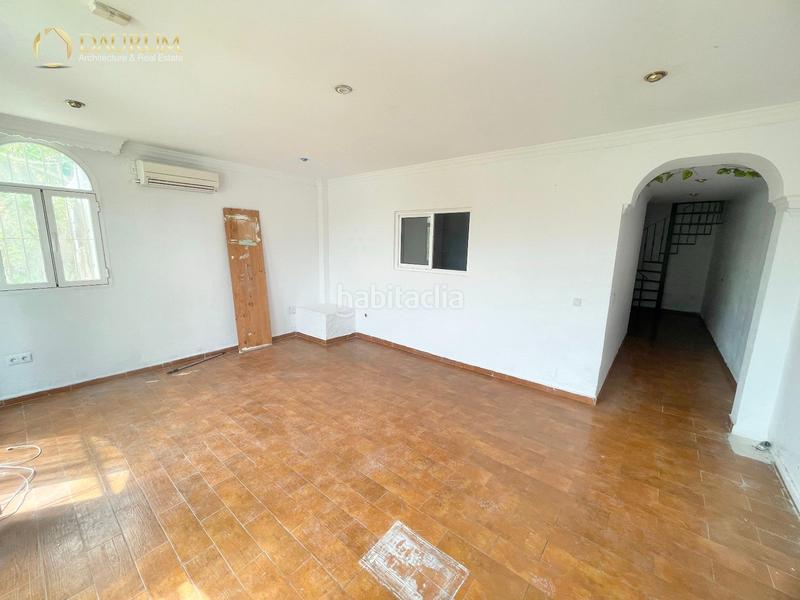 Foto 74b9bfdc-34a3-4a47-9723-e169f2abc2c0. Casa adosada chalet adosado en venta en torrequebrada en Benalmádena