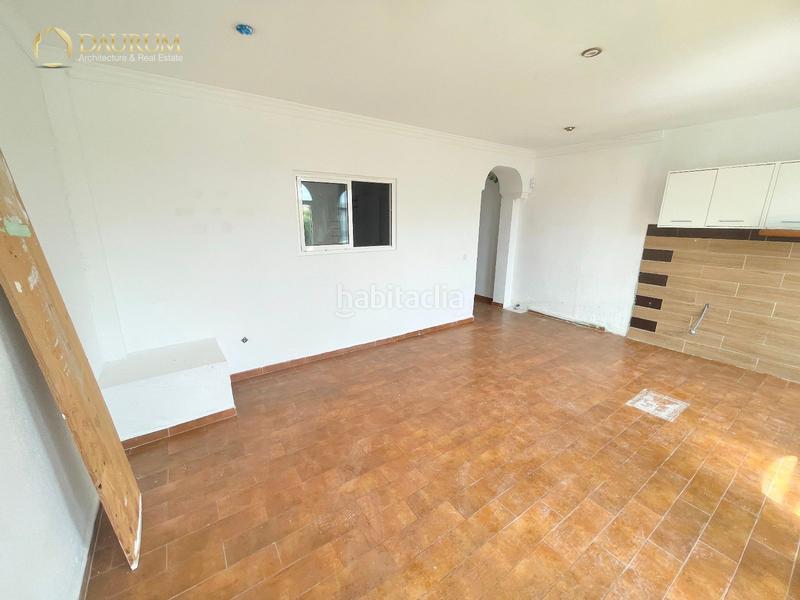 Foto b0769c4e-c4f4-48ae-9c9b-48fe1ea57ea7. Casa adosada chalet adosado en venta en torrequebrada en Benalmádena