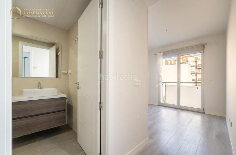 Foto 532ca480-674f-4ff9-b457-529de7179df0. Dachwohnung mit heizung parking pool in Adelfas Madrid