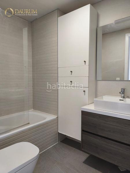 Foto 588f3b45-3ec4-41de-8c51-fa5eacc458e5. Dachwohnung mit heizung parking pool in Adelfas Madrid