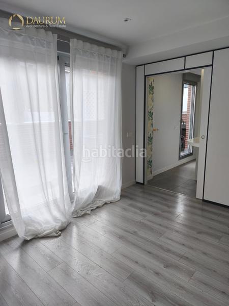 Foto 64e2d090-2a90-4a93-9835-eec50ceeaeb5. Dachwohnung mit heizung parking pool in Adelfas Madrid