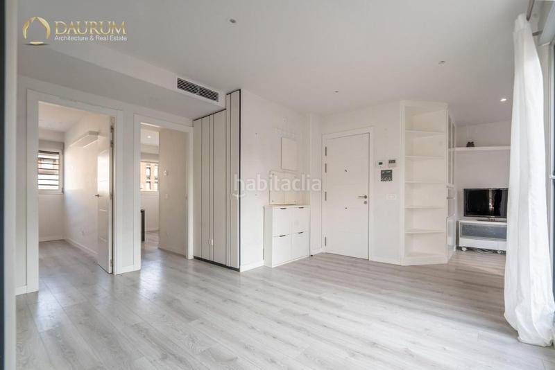 Foto 6570dbd7-2c18-4c8d-b367-ac3220fbdf65. Dachwohnung mit heizung parking pool in Adelfas Madrid