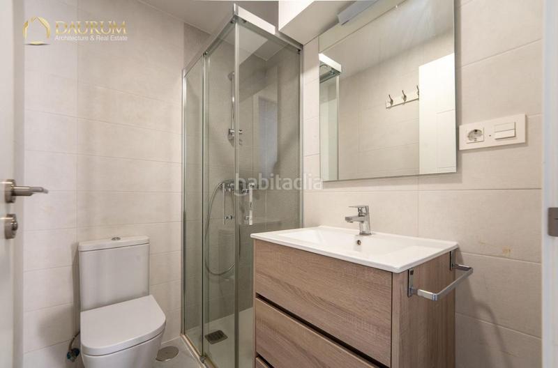 Foto ac43e08a-99f3-4977-8cac-e9f8dc80362d. Dachwohnung mit heizung parking pool in Adelfas Madrid