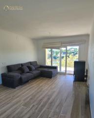 Xalet  Cerro del aguila. Maravilloso chalet independiente de 5 habitaciones en valdemoril