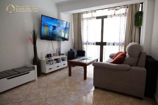 Etagenwohnung  Pasaje de suárez. Fantástico piso de 3 habitaciones en la trinidad