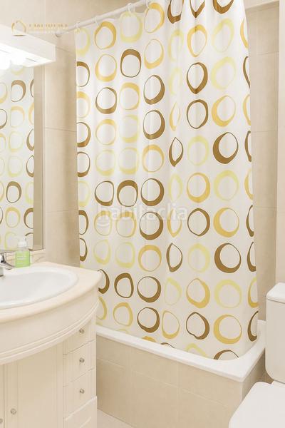 Foto 5a26ac64-8deb-40d7-a146-8f154dde5e06. Piso magnífico piso de 3 habitaciones en Colina en Madrid