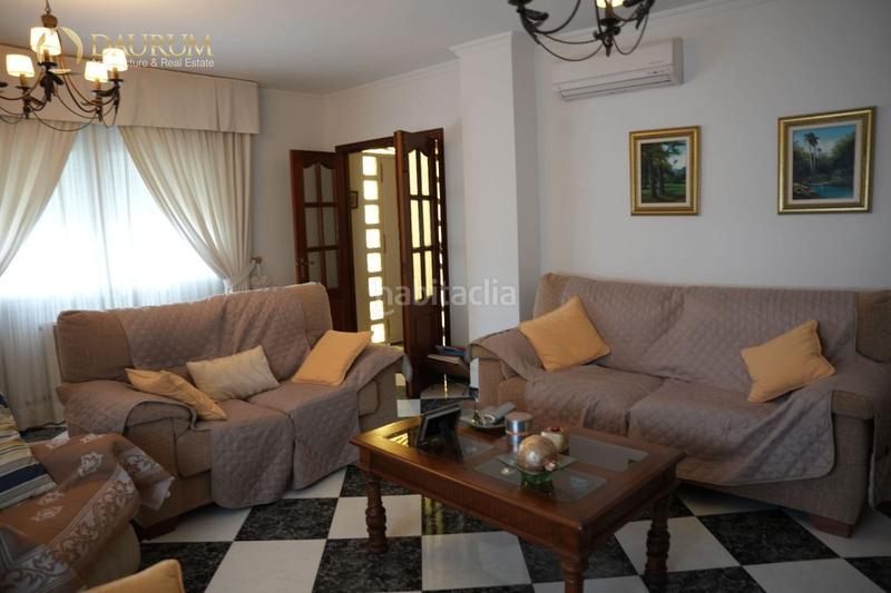 Foto 99c53131-0f93-46b6-aa48-c6b49f55128a. Maison avec parking dans Arroyo de la Miel Benalmádena