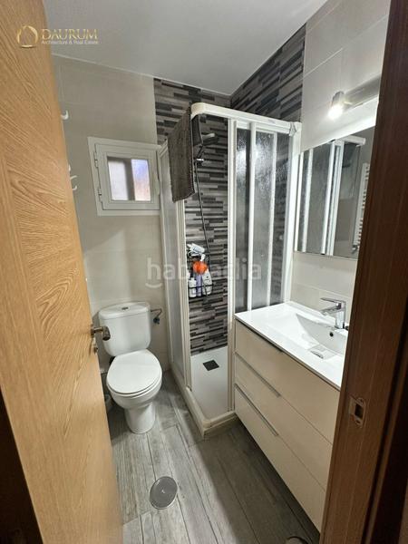 Foto 02ad1a33-8d8b-481a-b254-0f563a58f8e8. Pis amb calefacció a Apóstol Santiago Madrid