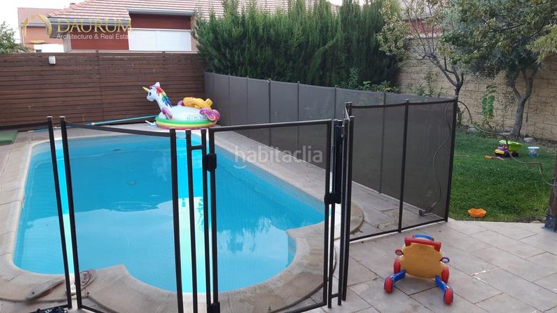 Foto 3e34be53-1e88-41be-bed4-28c45b45b50b. Casa adossada amb calefacció aparcament piscina a Paracuellos de Jarama