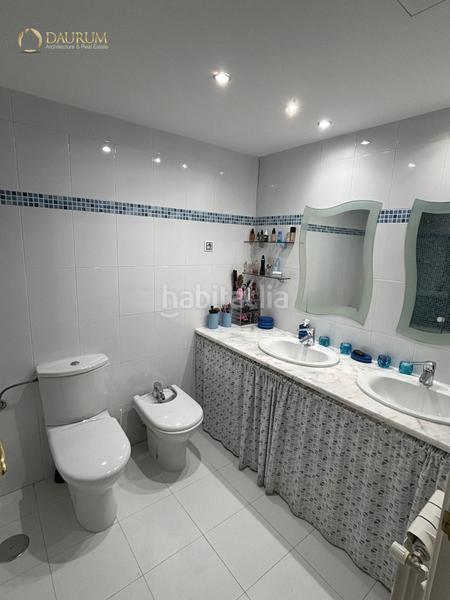 Foto 43078eef-0f49-407e-9ff3-4eb29e20f5f7. Casa adossada amb calefacció aparcament piscina a Paracuellos de Jarama