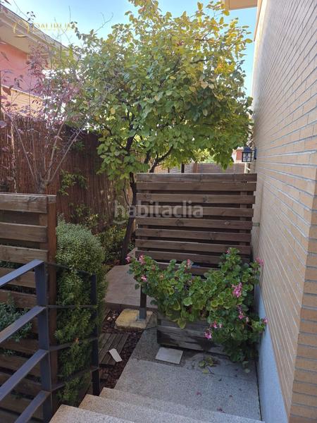 Foto f47dc380-ac1a-4f44-8c81-586241cd4e57. Casa adossada amb calefacció aparcament piscina a Paracuellos de Jarama