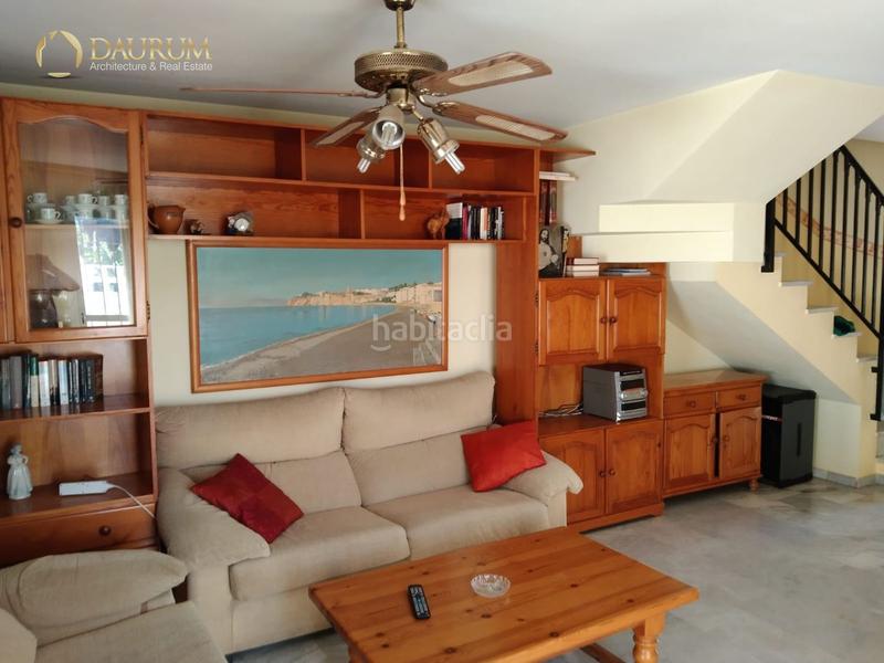 Foto 02daf965-b75d-4e39-ab2e-d58c2f2229bf. Doppelhaus mit heizung pool in Chilches