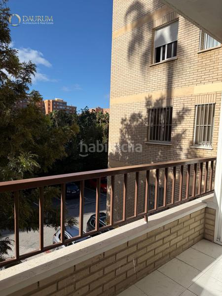 Foto a7abfbf6-21cd-4001-88f9-580de77c95bc. Piso maravilloso piso de 4 habitaciones en carretera de cádiz en Málaga