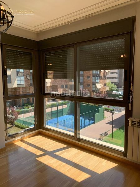 Foto 1d61d4af-e932-436a-a92f-128772bdcebb. Pis amb calefacció aparcament piscina a Urbanizaciones Rivas - Vaciamadrid