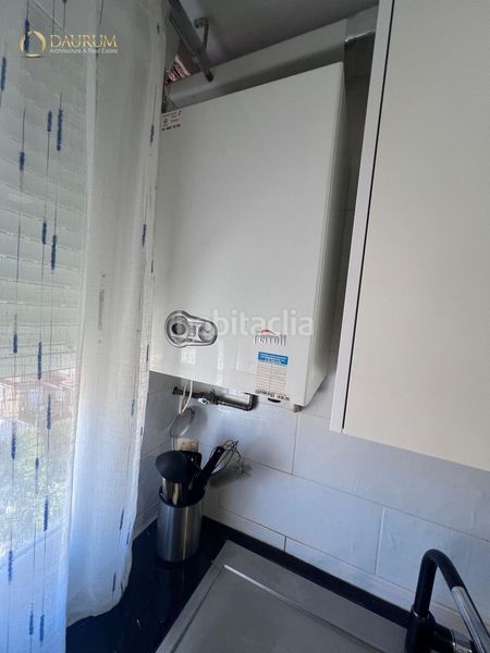 Foto 5ab284f3-d1ec-4013-ba02-7cde3ca39542. Pis amb calefacció a Apóstol Santiago Madrid