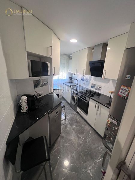 Foto 901c10a9-6378-46a9-ae28-4f842f9d011f. Pis amb calefacció a Apóstol Santiago Madrid