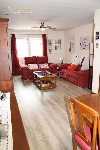 Foto 5987df6f-1413-4037-8382-487e2f320ef4. Casa adossada amb calefacció aparcament piscina a Getafe