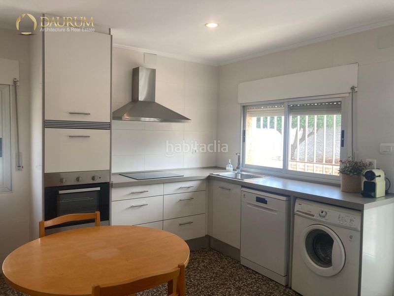 Foto bcee120f-2539-44fb-87e5-c095aec34d94. Xalet amb aparcament piscina a Moncada