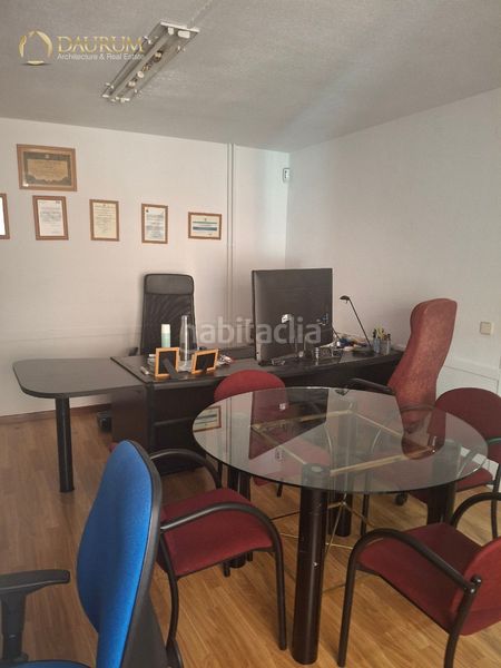 Foto e1722160-8c24-4c99-a876-5038b2a02385. Local comercial a Centro Alcobendas