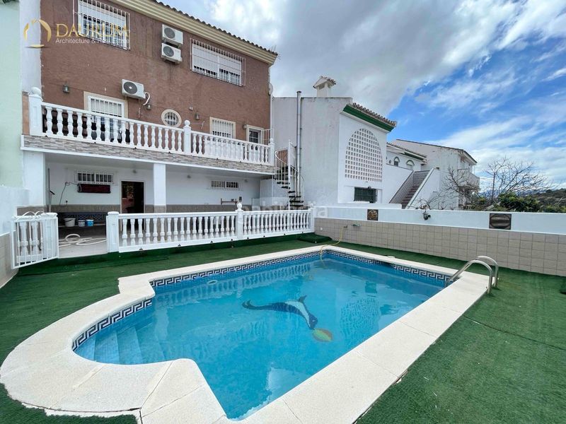Foto 4be3176c-4fb2-421c-a732-a8c04b5c2f1e. Casa adossada amb calefacció aparcament piscina a Málaga