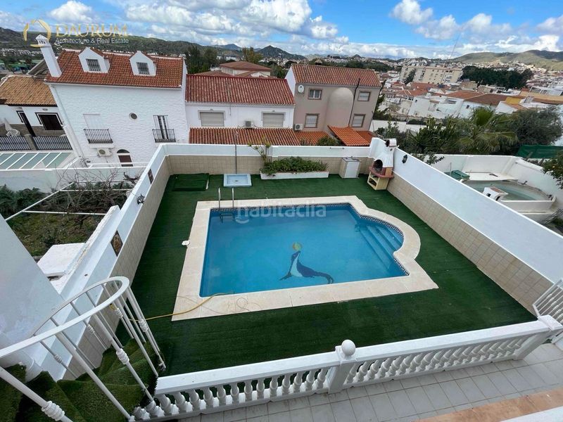 Foto ac0207f8-8a9a-44a2-81a1-eb3c7c2ee2c9. Casa adossada amb calefacció aparcament piscina a Málaga
