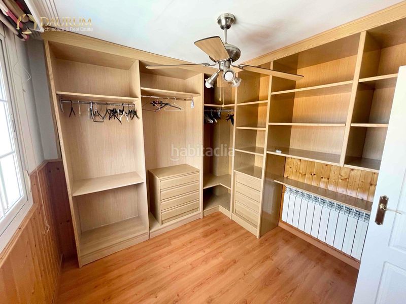 Foto dfb6e056-c3f0-4b69-b191-6b28b2be0d77. Casa adossada amb calefacció aparcament piscina a Málaga