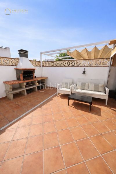 Foto de860e88-56fd-41ea-a7ce-5769d2d96307. Casa adossada amb calefacció aparcament piscina a Marbella