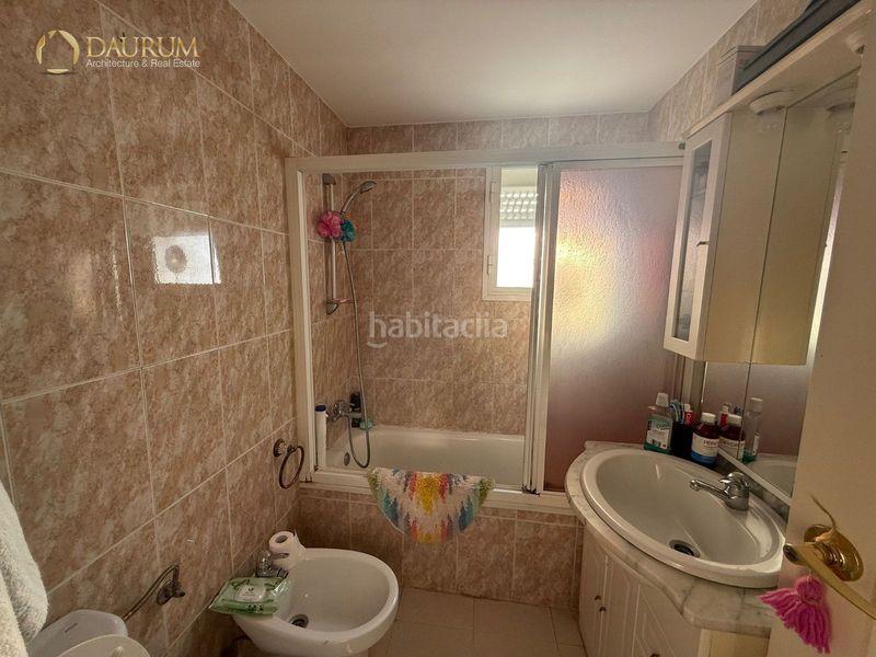 Foto e0257433-d6b2-49f8-909c-92df90b4e11b. Casa adossada amb calefacció aparcament piscina a Marbella