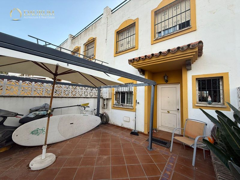 Foto ec1181c6-12e7-4b20-a27b-2b481dd051e8. Casa adossada amb calefacció aparcament piscina a Marbella