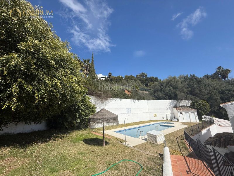Foto 476a2cfe-198a-40db-99d1-a3ccfbe6566a. Casa adossada amb calefacció piscina a Alto de los Monteros Marbella