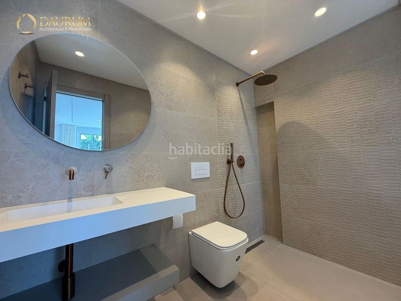 Foto ebd4f4f7-b50a-48de-85fa-b9ffe9a5c469. Casa adossada amb calefacció piscina a Alto de los Monteros Marbella