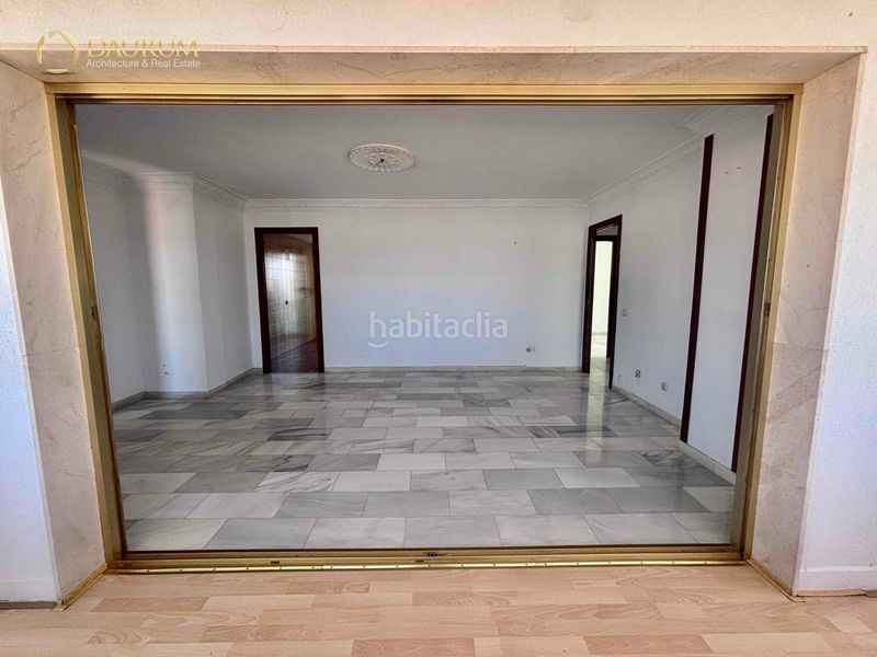 Foto ccdb2e20-b41d-4de4-aab7-6af18f53b1c3. Pis a Puerto Deportivo Fuengirola