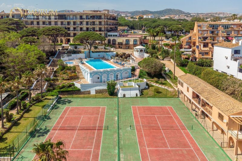 Foto ab7f7019-d79d-4de9-b9f9-0e9e7d852c08. Pis amb piscina a Calahonda Mijas