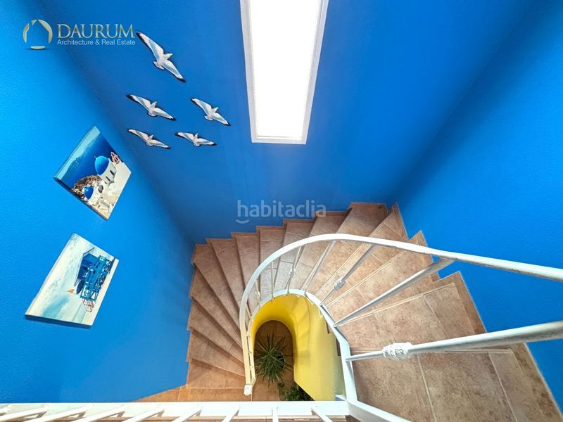 Foto d4bb161c-a5ea-4c01-92ef-07d996c3ec48. Casa aparellada amb aparcament a Corinto-Almardà Sagunt