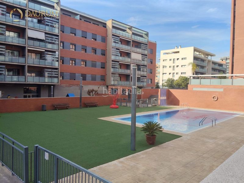 Foto 3da0a21a-deea-4f70-9a7f-dbaa785de026. Pis amb aparcament piscina a Casas Verdes Paterna