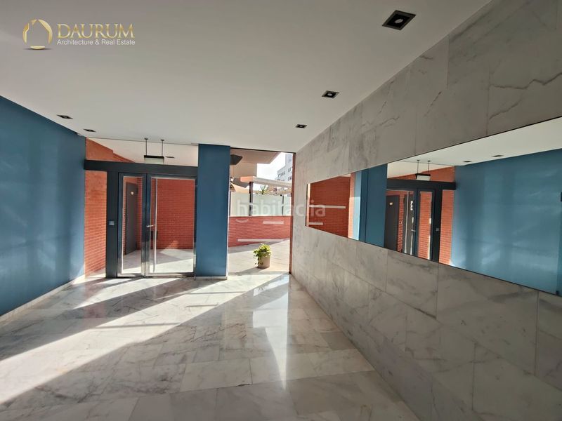 Foto 4d044663-7e7a-4ee6-aa3a-e8659179ac2a. Pis amb aparcament piscina a Casas Verdes Paterna