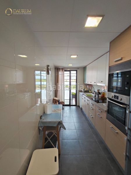 Foto 7ee4a77f-1d34-4396-8465-edf5a923af2c. Pis amb aparcament piscina a Casas Verdes Paterna