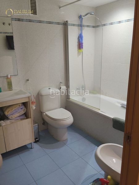 Foto a296ce3d-c409-4f94-b71d-48a9446c929b. Pis amb aparcament piscina a Casas Verdes Paterna