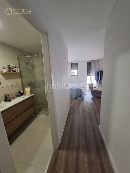 Foto 2f4edd1c-9eb5-490b-bd30-6cd4db0d81dd. Dúplex amb aparcament a El Castell Burjassot