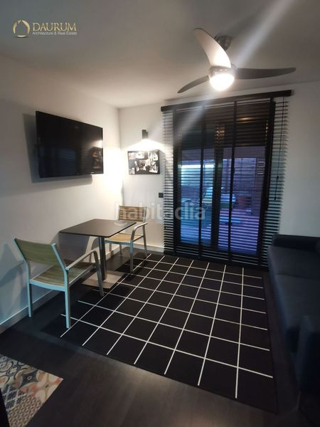 Foto 7141539f-b4cd-4b98-bed2-d0010937f294. Dúplex amb aparcament a El Castell Burjassot