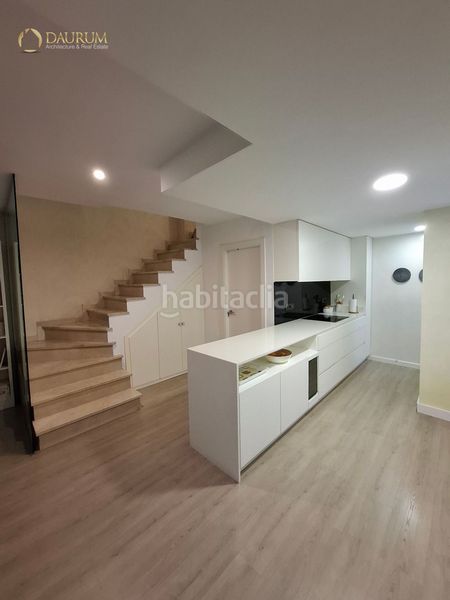 Foto bd216f42-ba2e-485e-8511-261e2abb0ca4. Dúplex amb aparcament a El Castell Burjassot