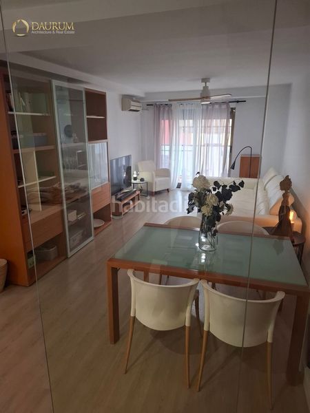 Foto c5030df5-d48f-4a61-a9cd-d36784718720. Dúplex amb aparcament a El Castell Burjassot