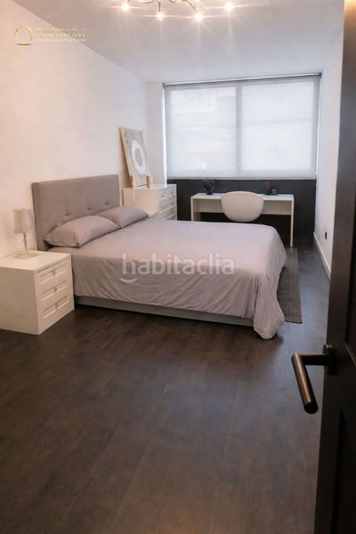 Foto d0727012-59dd-4378-9969-cc92f79ce321. Dúplex amb aparcament a El Castell Burjassot