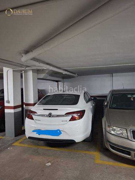 Foto faaa5664-ce97-4525-aec5-a4558cb1547c. Dúplex amb aparcament a El Castell Burjassot