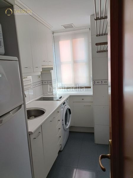 Foto 55040090-06a2-4fe5-96f6-2e0a3e2ea372. Pis amb calefacció aparcament piscina a San Juan Bautista Madrid