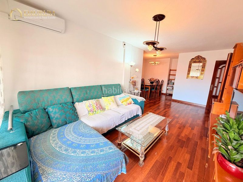 Foto 53d73375-2f0c-4c9e-b58a-f9e26b0e05ca. Piso magnífico piso de 4 habitaciones en Perchel Norte en Málaga