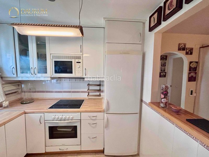 Foto 825cffd0-7092-4b06-8247-2e202bd4ae80. Pis amb piscina a Calahonda Mijas