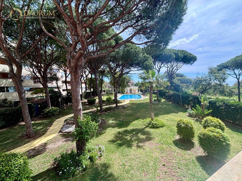 Foto 94de37a9-4f1c-4af0-9a41-65946aa93fd0. Pis amb piscina a Calahonda Mijas