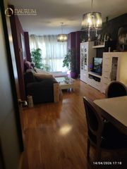 Pis  Calcio. Fantástico piso de 3 habitaciones en villaverde