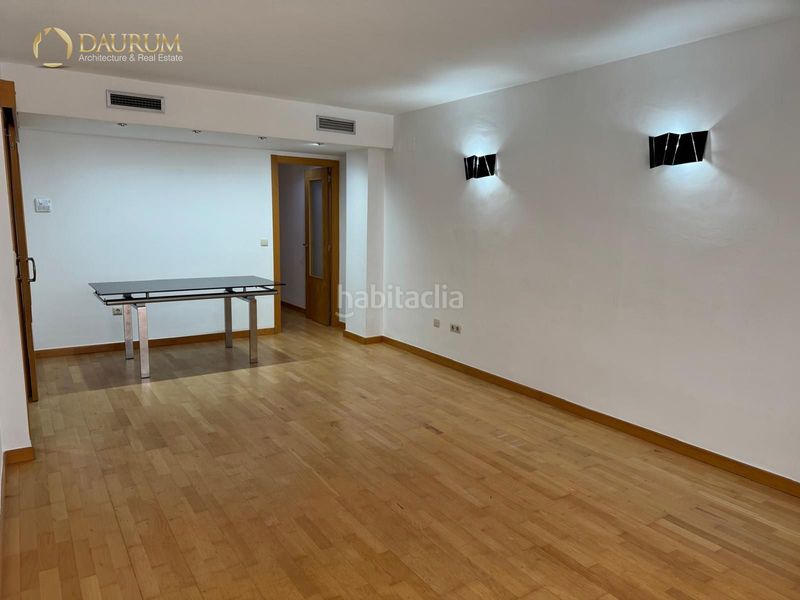 Foto da18e374-baa1-4a3a-9f4d-4e45d7fe2e04. Pis amb calefacció aparcament a Juzgados Mislata